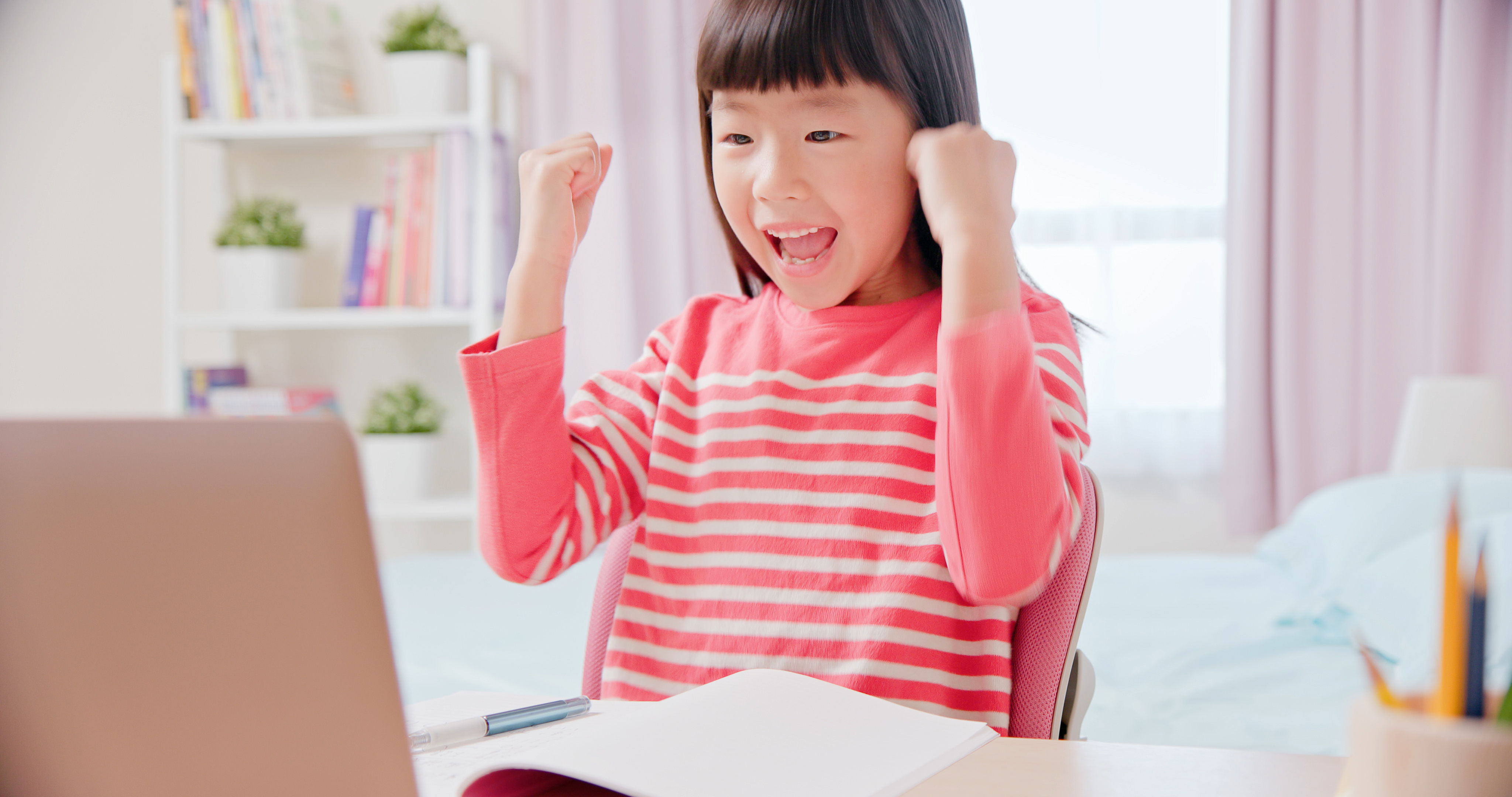 Asian,Girl,Student,Feel,Very,Excited,And,Use,Laptop,To